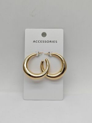 Popular Medium Hoop Metal Earrings for Unisex in Polished Finish